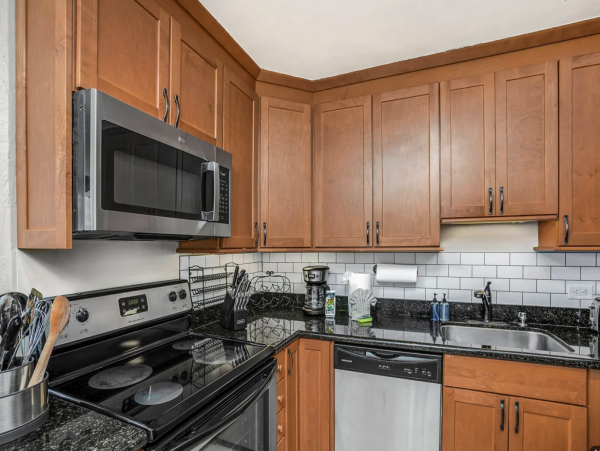 Luxurious 4-Bedroom Maui Retreat in Kaanapali